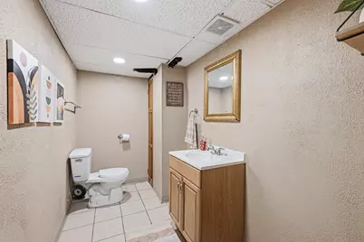 440 E Norwich St, Milwaukee, WI 53207 - Photo 23