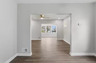 2051 S 57th St, West Allis, WI 53219 - Photo 27