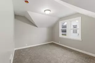 2051 S 57th St, West Allis, WI 53219 - Photo 21