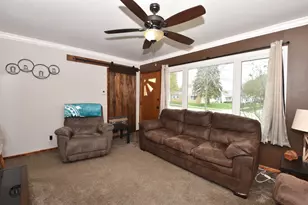 3337 E Waterford Ave, Saint Francis, WI 53235 - Photo 3