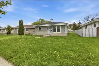 2619 E Bolivar Ave, Saint Francis, WI 53235 - Photo 19