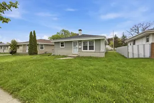2619 E Bolivar Ave, Saint Francis, WI 53235 - Photo 19