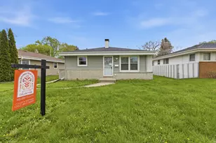 2619 E Bolivar Ave, Saint Francis, WI 53235 - Photo 1