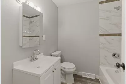 2619 E Bolivar Ave, Saint Francis, WI 53235 - Photo 9