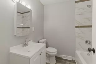 2619 E Bolivar Ave, Saint Francis, WI 53235 - Photo 9