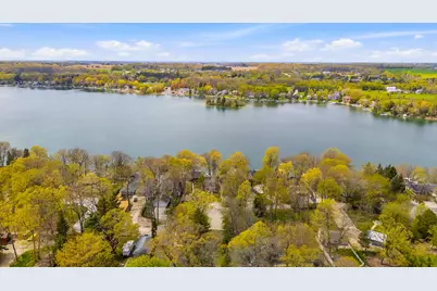 5831 S Hacker Dr, West Bend, WI 53095 - Photo 41