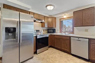 W7876 County Rd Z, Onalaska, WI 54650 - Photo 5