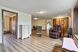 W7876 County Rd Z, Onalaska, WI 54650 - Photo 9