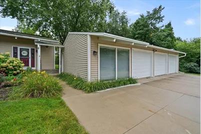 5790  Schneider Ct, West Bend, WI 53095 - Photo 33