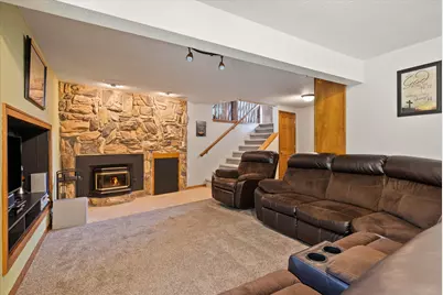 5790  Schneider Ct, West Bend, WI 53095 - Photo 27