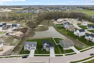 N53W19853 Kingair Dr, Menomonee Falls, WI 53051 - Photo 37