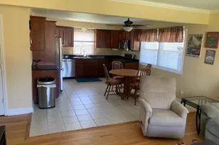 3331 E Carol Ct, Oak Creek, WI 53154 - Photo 5