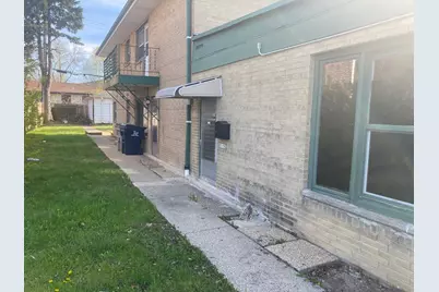 8515 W Hampton Ave, Milwaukee, WI 53225 - Photo 19