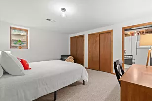 N76W15272 Prairie Ln, Menomonee Falls, WI 53051 - Photo 21