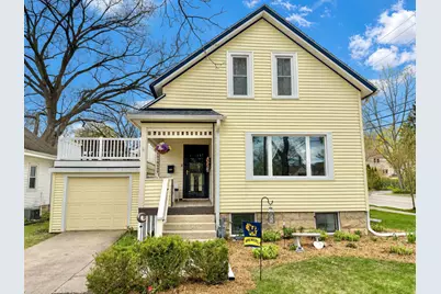 W65N699  St John Ave, Cedarburg, WI 53012 - Photo 1