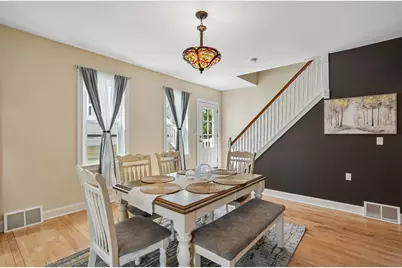 W65N699  St John Ave, Cedarburg, WI 53012 - Photo 9