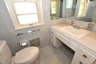 1227 E Kensington Blvd, Shorewood, WI 53211 - Photo 23
