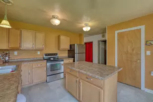 12125 Western Ave, Cedarburg, WI 53012 - Photo 13
