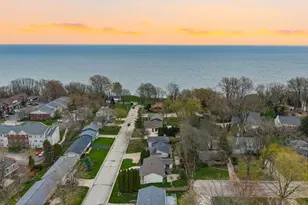 321 Lakeview Rd, South Milwaukee, WI 53172 - Photo 35