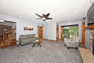 2520 W Margaretta Ct, Glendale, WI 53209 - Photo 17