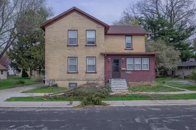 109 N 9th St, Watertown, WI 53094 - Photo 9