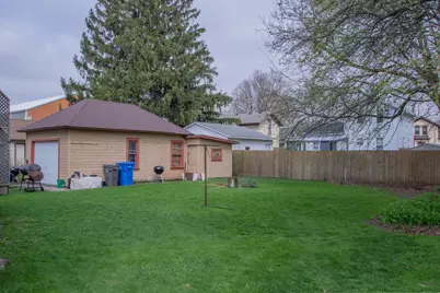 109 N 9th St, Watertown, WI 53094 - Photo 7