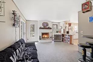 5845 S Oxford Ln, New Berlin, WI 53146 - Photo 7
