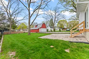 N88W16025 Park Blvd, Menomonee Falls, WI 53051 - Photo 43