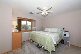 2112 Woodburn Rd, Waukesha, WI 53188 - Photo 15