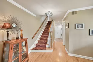 6209 N Berkeley Blvd, Whitefish Bay, WI 53217 - Photo 3