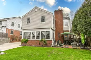 6209 N Berkeley Blvd, Whitefish Bay, WI 53217 - Photo 37