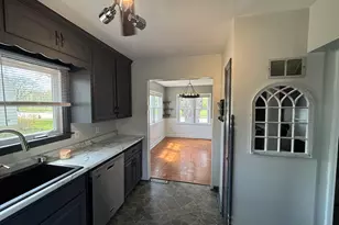 1226 S 104th St, West Allis, WI 53214 - Photo 15