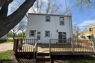 1226 S 104th St, West Allis, WI 53214 - Photo 7