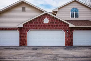 7883 S Scepter Dr, Franklin, WI 53132 - Photo 1