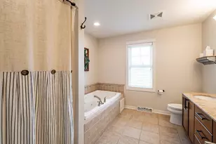 612 Hunters Crossing, Slinger, WI 53086 - Photo 29