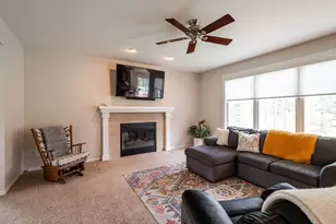 612 Hunters Crossing, Slinger, WI 53086 - Photo 17