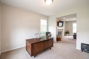 612 Hunters Crossing, Slinger, WI 53086 - Photo 21