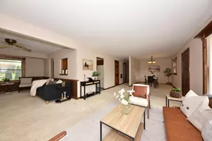 W226N309 Takoma Dr, Pewaukee, WI 53186 - Photo 5