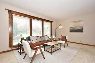 W226N309 Takoma Dr, Pewaukee, WI 53186 - Photo 3