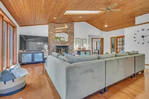 4021 Greenwood Ct, Sheboygan, WI 53081 - Photo 5