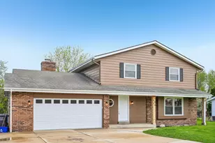 4898 W Abbott Ave, Greenfield, WI 53220 - Photo 3