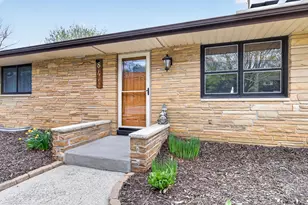 841 S 7th Ave, West Bend, WI 53095 - Photo 3