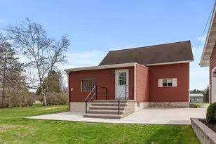 1712 Crystal Springs Rd, Two Rivers, WI 54241 - Photo 29
