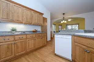 2649 Oak Knoll Dr, Jackson, WI 53037 - Photo 19