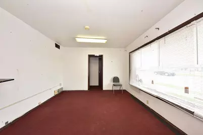 6915 W Capital Dr, Milwaukee, WI 53216 - Photo 7