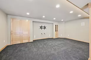 1619 Tallgrass Cir, Waukesha, WI 53188 - Photo 33