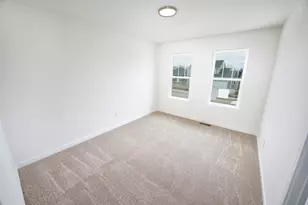 N116W7245 Oakmont Dr, Cedarburg, WI 53012 - Photo 17