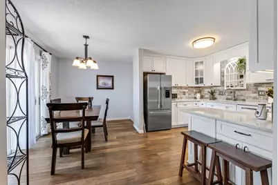 817  Kingston St, Caledonia, MN 55921 - Photo 5