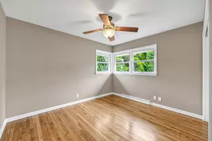 7654 N Seneca Rd, Fox Point, WI 53217 - Photo 19