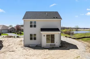 609 Belmont Dr, Watertown, WI 53094 - Photo 29